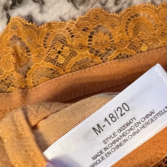 2 NEW Hips & Curves Lace Racerback Wirefree Bralette 18/20 Plus Size 2X 3X Padd - Picture 10 of 11